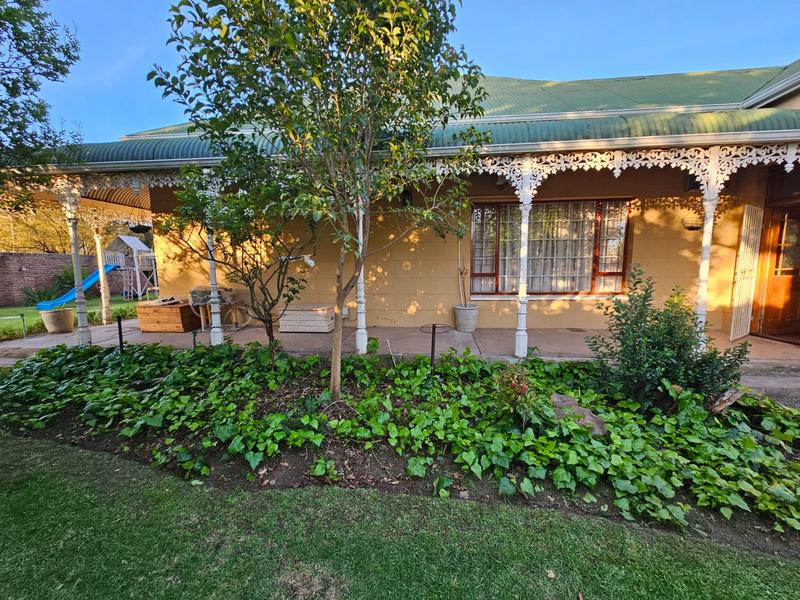 4 Bedroom Property for Sale in Top Town Eastern Cape